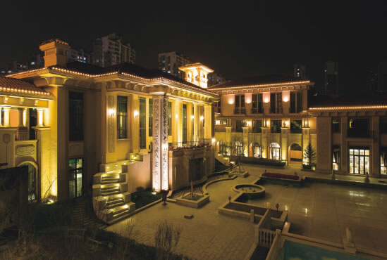 ʯ��ׯ����ɽ��ǽ